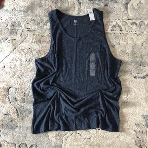 GAP size L, men’s heathered navy tank top